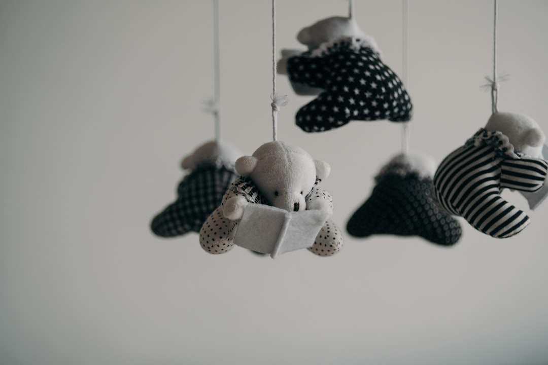 Fotobehang voor de babykamer: creëer een unieke en zachte sfeer op maat